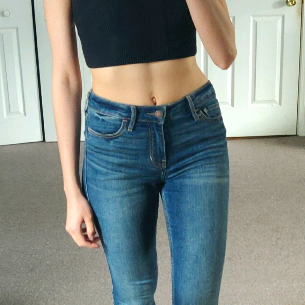 Hollister Mid rise Skinny jeans
